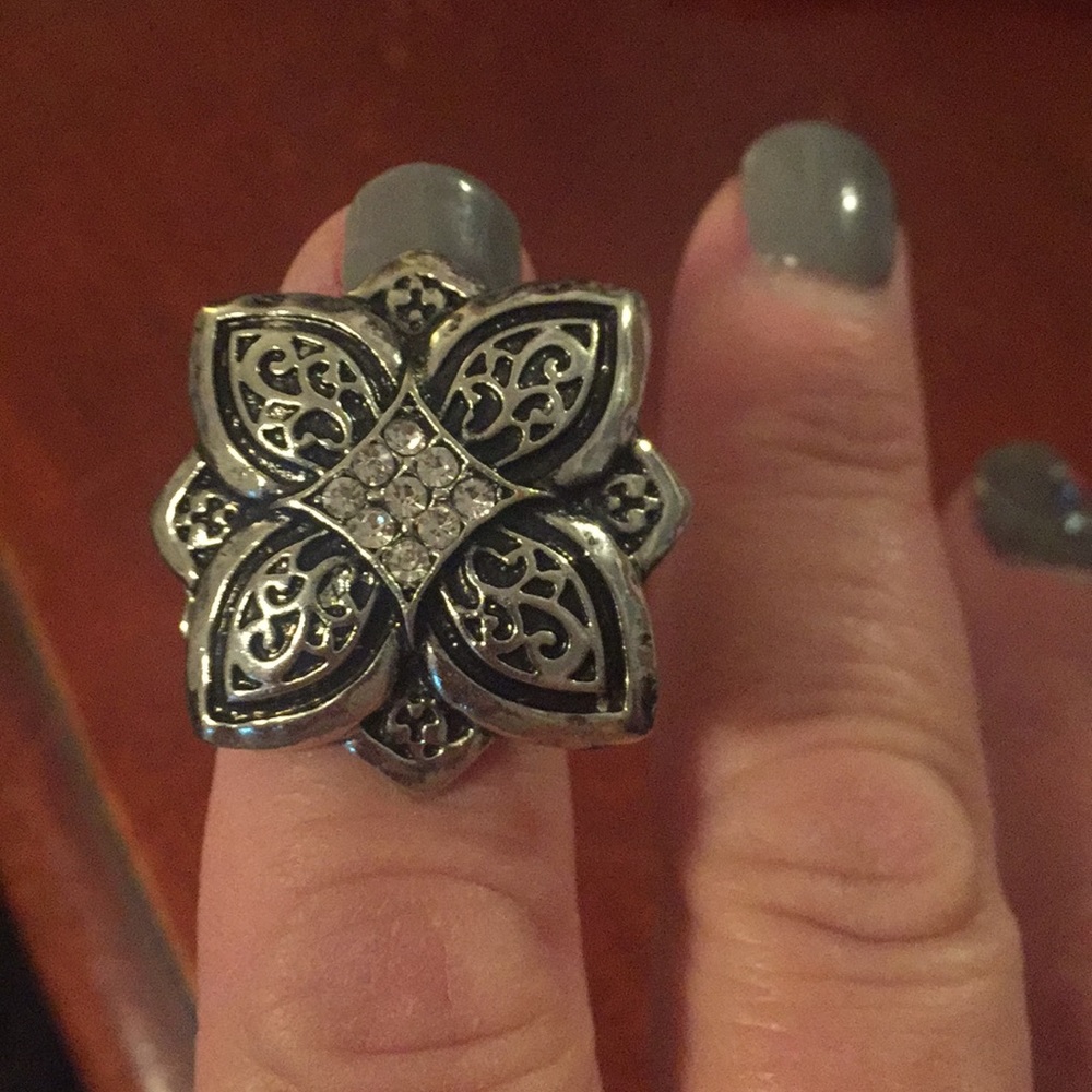 Cute stretch ring